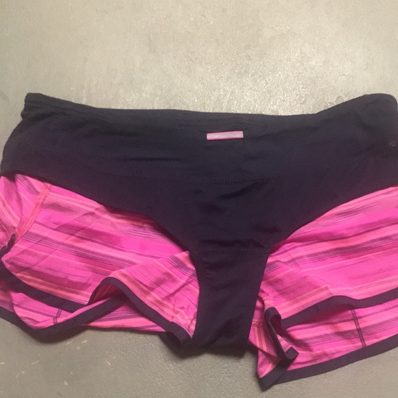 Lululemon Women's Speed Short in Pow Pink Elevation Stripe Size 8 - Picture 5 of 6